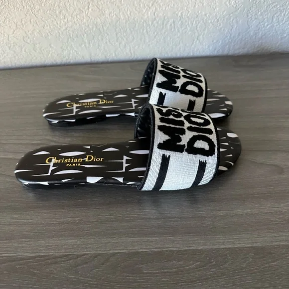 CD Dway Flats - Picture 4 of 4